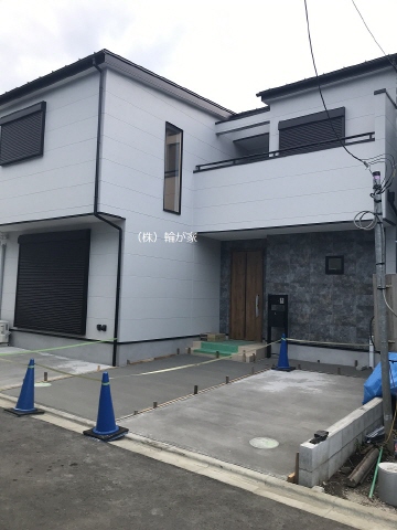 隙間なく吹付発泡ウレタン断熱材